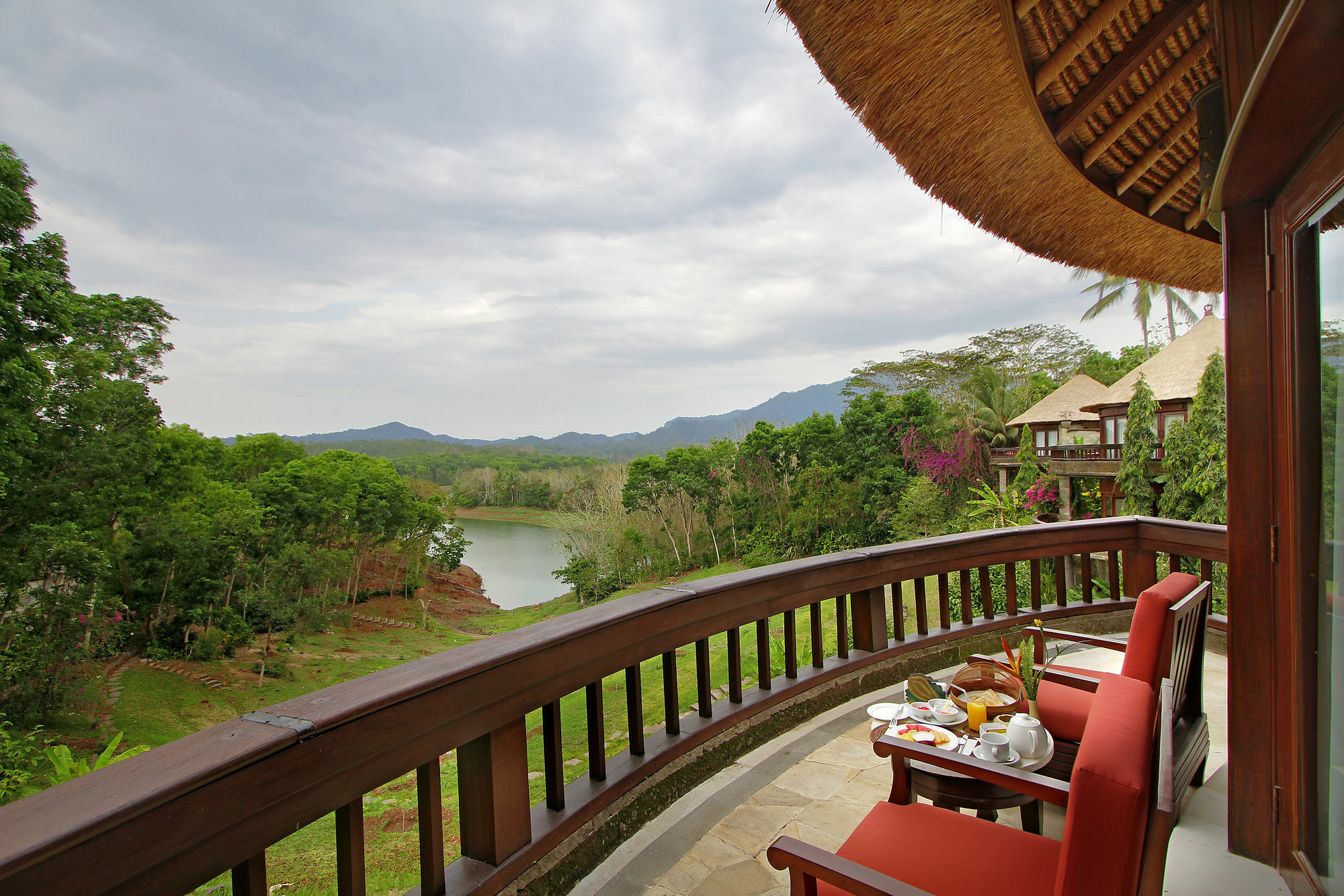 Taman Wana Resort Palasari Negara  Экстерьер фото